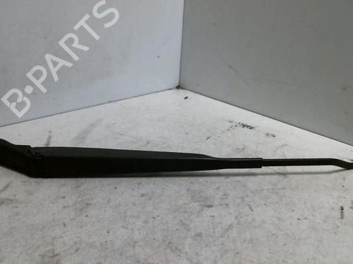 Used Front windshield wiper arm NISSAN MICRA III (K12) 1.2 16V (80 hp) 20950893