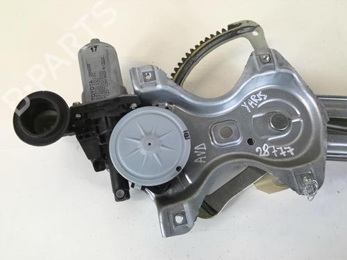 Front right window mechanism TOYOTA YARIS (_P9_) 1.33 VVT-i (NSP90_, NSP90R) | BP20944591C23 