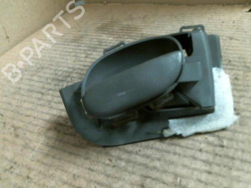 Used Rear right interior door handle PEUGEOT 206 Hatchback (2A/C) 1.4 i (75 hp) 22030091