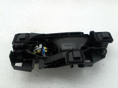 Used Front right interior door handle Front right interior door handle PEUGEOT 208 II (UB_, UP_, UW_, UJ_) 1.2 PureTech 100 (101 hp) 20950401 20950401