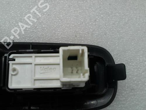 Right rear window switch PEUGEOT 308 SW II (LC_, LJ_, LR_, LX_, L4_) 1.6 HDi 92 | BP20938746I28 