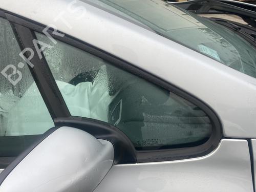 front-right-quarter-glass-peugeot-307-cc-3b-2003-2004-2005-2006-2007-2008-2009-29300973 main image