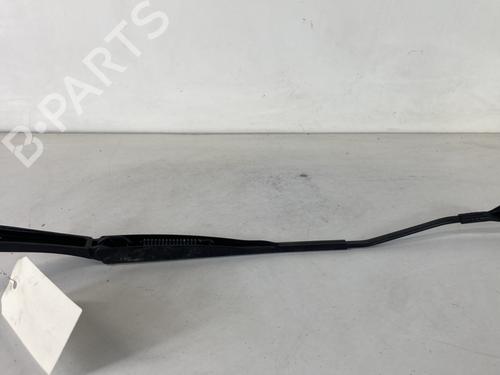 Used Front windshield wiper arm DACIA DOKKER MPV (KE_) 1.2 TCe (KEM0, KEAY) (115 hp) 23971696