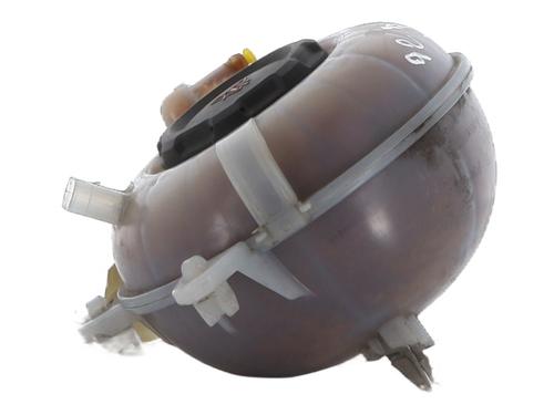 expansion-tank-audi-q2-gab-gag-2016-33302481 main image