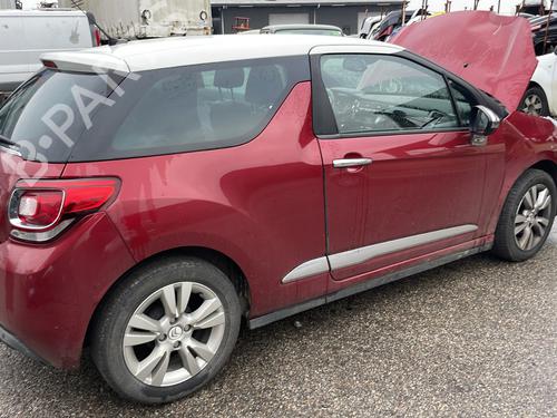 Left front fog light CITROËN DS3 (SA_) 1.6 HDi 110 | BP32109875C30