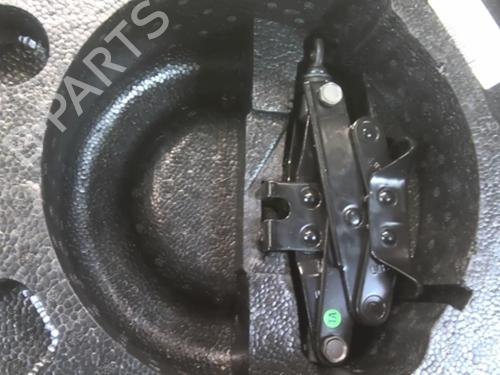 Used Jack Kit CHEVROLET AVEO / KALOS Hatchback (T200) 1.2 (72 hp) 20965162