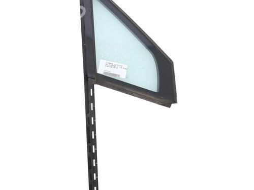 front-right-quarter-glass-citroen-c4-ii-nc_-2009-32765292 main image