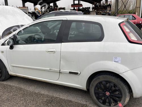 Used Parts FIAT GRANDE PUNTO (199_) 1.3 D Multijet (75 hp) 4389792