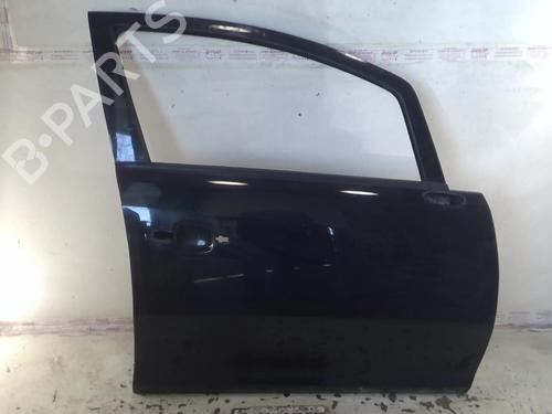Używane Drzwi przednie prawe OPEL CORSA D (S07) 1.4 (L08, L68) (90 hp) 22022784