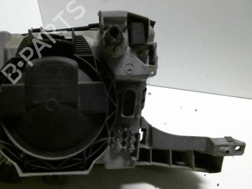 Right headlight MERCEDES-BENZ C-CLASS (W202) C 200 CDI (202.134) | BP20964148C29 