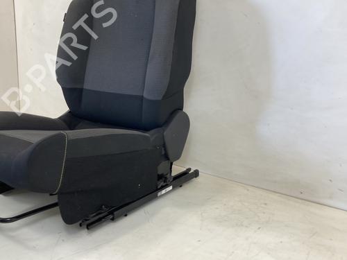 Right front seat CITROËN C3 III (SX) 1.2 VTi 82 | BP23901233C16 - Image 3