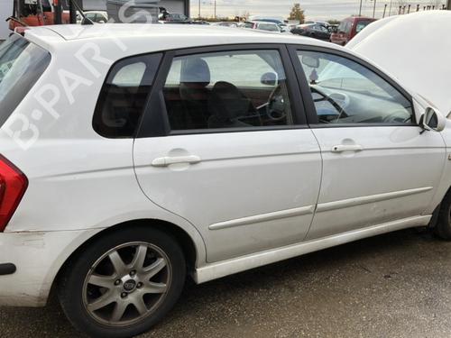 Front right lock KIA CERATO I Hatchback (LD) 1.5 CRDi | BP20952646C97 