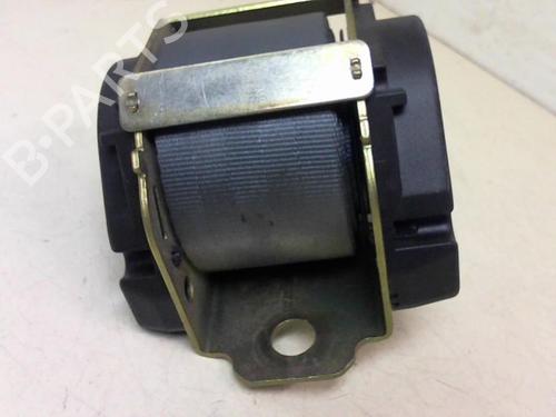 Used Rear center seatbelt Rear center seatbelt 22020250 22020250