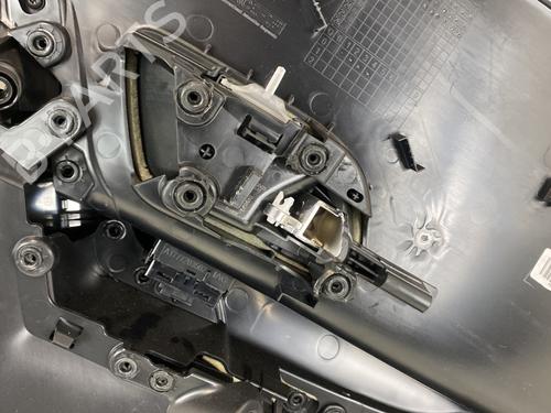 rear-left-interior-door-handle-mercedes-benz-a-class-w177-2018-27893390 main image