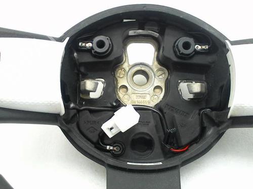 Steering wheel RENAULT TWINGO III (BCM_, BCA_) 1.0 SCe 70 | BP20952214C49 