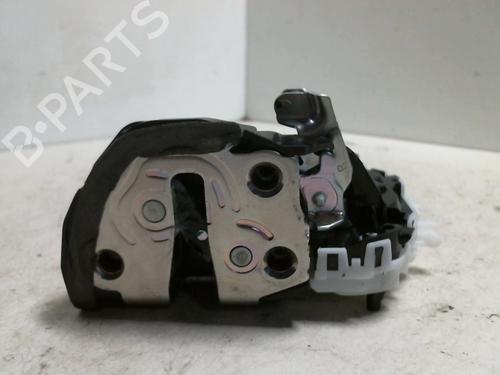 Used Rear right lock TOYOTA YARIS (_P13_) 1.0 (KSP130) (72 hp) 20939410