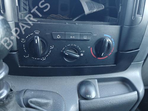 climate-control-peugeot-expert-van-vf3a_-vf3u_-vf3x_-2007-32449552 main image