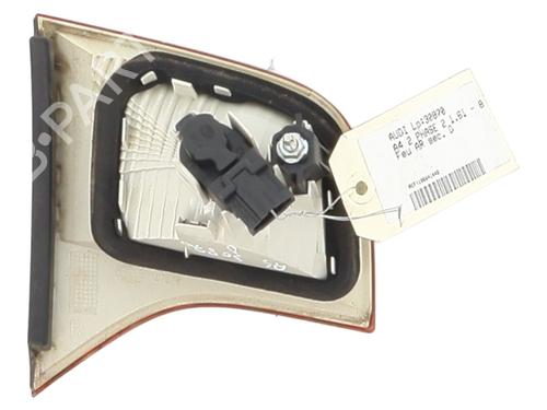 right-tailgate-light-audi-a4-b7-8ec-2004-2005-2006-2007-2008-2009-27570325 main image
