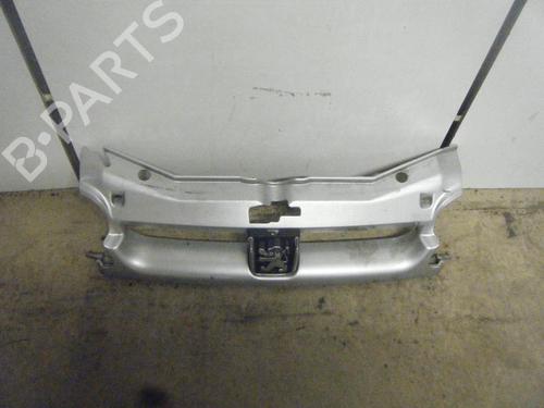 Used Grille PEUGEOT PARTNER Box Body/MPV (5_, G_) 2.0 HDi (90 hp) 20943373