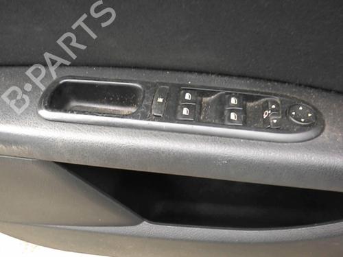 Used Left front window switch PEUGEOT 407 (6D_) 2.0 HDi 135 (6DRHRH, 6DRHRE, 6DRHRG, 6DRHRJ) (136 hp) 20966202