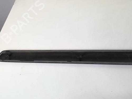 Used Door moulding trim VW POLO (9N_, 9A_) 1.2 12V (64 hp) 20943927