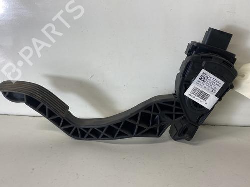 Pedal CITROËN C3 III (SX) 1.2 VTi 82 (82 hp) 23901256