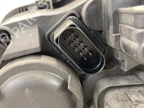 Right headlight VW POLO IV (9N_, 9A_) 1.2 | BP23792288C29 
