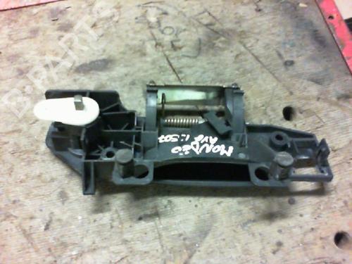 Front left exterior door handle FORD MONDEO II (BAP) 1.6 i | BP20973967C128 