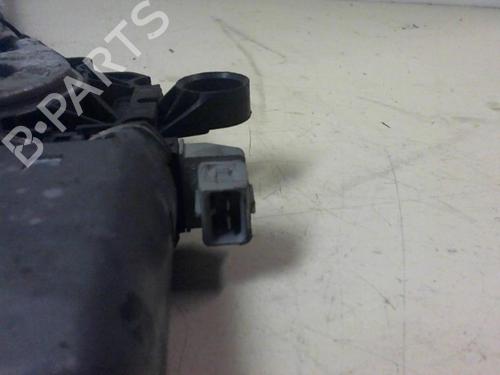 Used Front right window mechanism Front right window mechanism PEUGEOT 106 II (1A_, 1C_) 1.1 i (60 hp) 20960799 20960799
