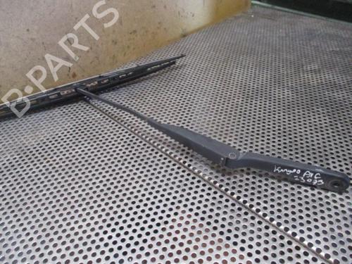 Used Front windshield wiper arm RENAULT KANGOO Express (FC0/1_) D 65 1.9 (FC0E, FC02, FC0J, FC0N) (64 hp) 20966628