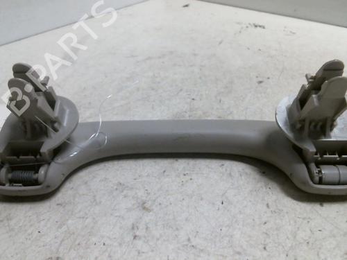Used Interior roof handle Interior roof handle 20963168 20963168