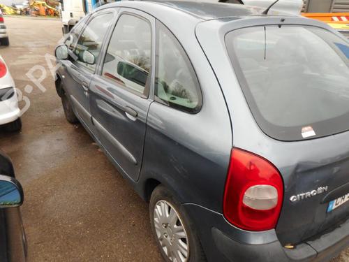 Left mirror CITROËN XSARA PICASSO (N68) 1.6 HDi | BP20967032C26 