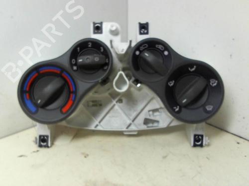 Used Climate control FIAT PANDA (169_) 1.1 (169.AXA1A) (54 hp) 20945445