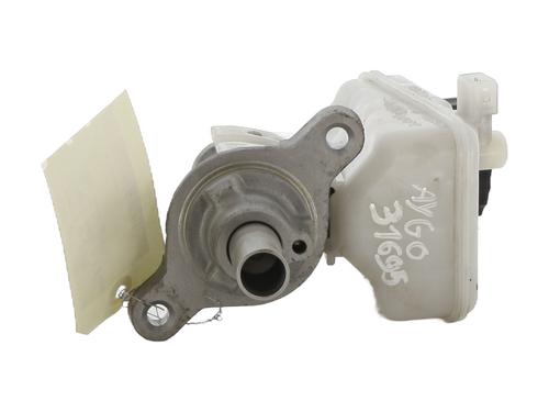 Used Brake master cylinder Brake master cylinder TOYOTA AYGO (_B1_) 1.0 (KGB10_, KGB10R) (68 hp) 36416298 36416298