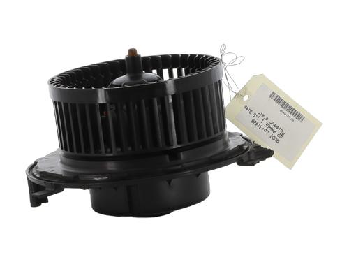 Used Heater blower motor Heater blower motor AUDI Q2 (GAB, GAG) 1.6 TDI (115 hp) 32383075 32383075