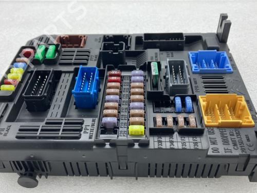 Fuse box PEUGEOT 208 II (UB_, UP_, UW_, UJ_) 1.2 PureTech 100 | BP20938357E1 