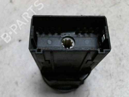 Used Headlight switch VW POLO (9N_, 9A_) 1.4 TDI (70 hp) 22022388