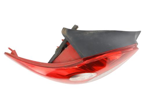 Left taillight PEUGEOT 206+ (2L_, 2M_) 1.4 i (2LKFWA, 2MKFWA) | BP20950406C34 