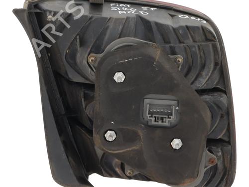 Right taillight FIAT STILO (192_) 1.9 JTD (192_XE1A) | BP20958710C35 