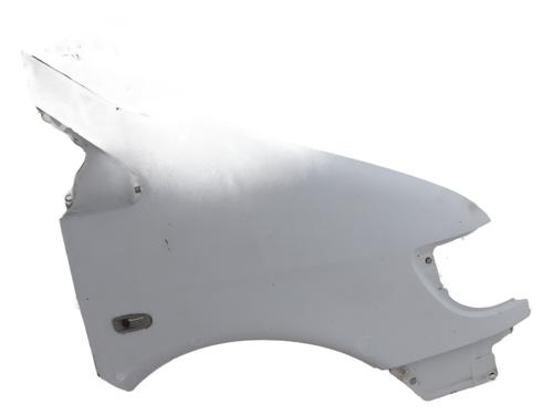Used Right front fenders MERCEDES-BENZ VITO Bus (W638) 110 TD 2.3 (638.174) (98 hp) 31945544