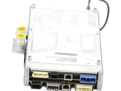 Control unit TESLA MODEL 3 (5YJ3)  | BP28588445M11  - Image 6