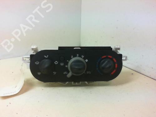 Commande Chauffage RENAULT TWINGO II (CN0_) 1.2 16V (CN0K, CN0V, CN0A) (76 hp) 20946164