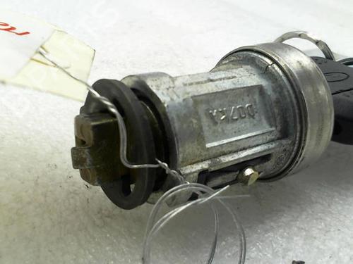 Ignition barrel FORD MONDEO I (GBP) 1.8 i 16V BP22024203M48