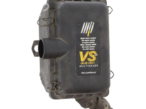 Used Air filter box Air filter box FIAT SEICENTO / 600 (187_) 0.9 (187AXA, 187AXA1A) (39 hp) 27893437 27893437