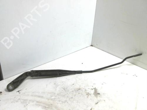 Used Front windshield wiper arm RENAULT SAFRANE II (B54_) 2.0 16V (B54L) (136 hp) 20970049