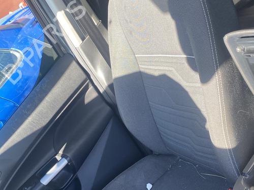 Sæde højre fortil FORD TOURNEO CONNECT / GRAND TOURNEO CONNECT V408 MPV 1.5 TDCi (120 hp) 30122687