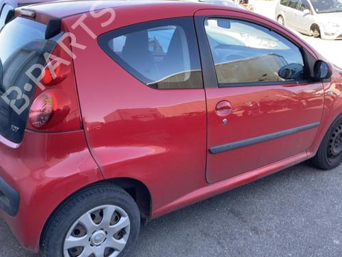 Right front door PEUGEOT 107 (PM_, PN_) 1.4 HDi | BP20963769C3 