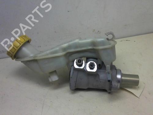 Used Brake master cylinder FORD FIESTA V (JH_, JD_) 1.4 TDCi (68 hp) 20967589