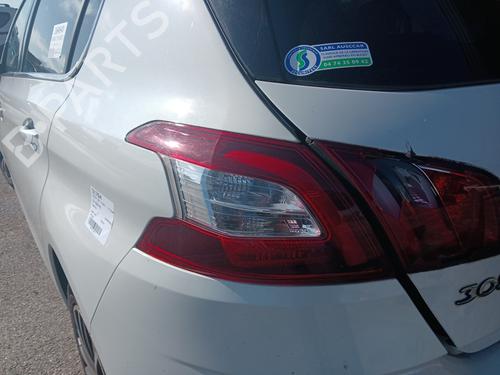 Used Left taillight Left taillight PEUGEOT 308 II (LB_, LP_, LW_, LH_, L3_) 1.2 THP 110 (110 hp) 33021354 33021354