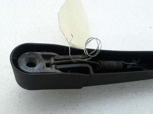 Used Rear windshield wiper arm RENAULT MEGANE III Hatchback (BZ0/1_, B3_) 1.9 dCi (BZ0N, BZ0J) (131 hp) 20956086